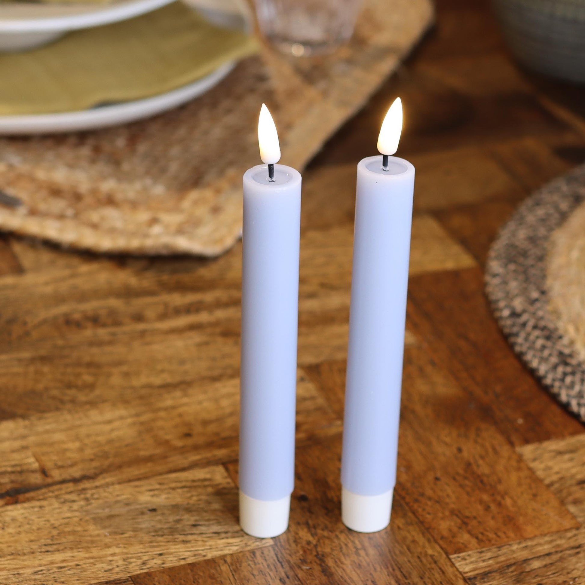 LED Stabkerzen 2 stück D2,2 x 15 cm - Tafelkerzen 3D Flamme – Jetzt entdecken | Schnelle Lieferung & sichere Zahlung