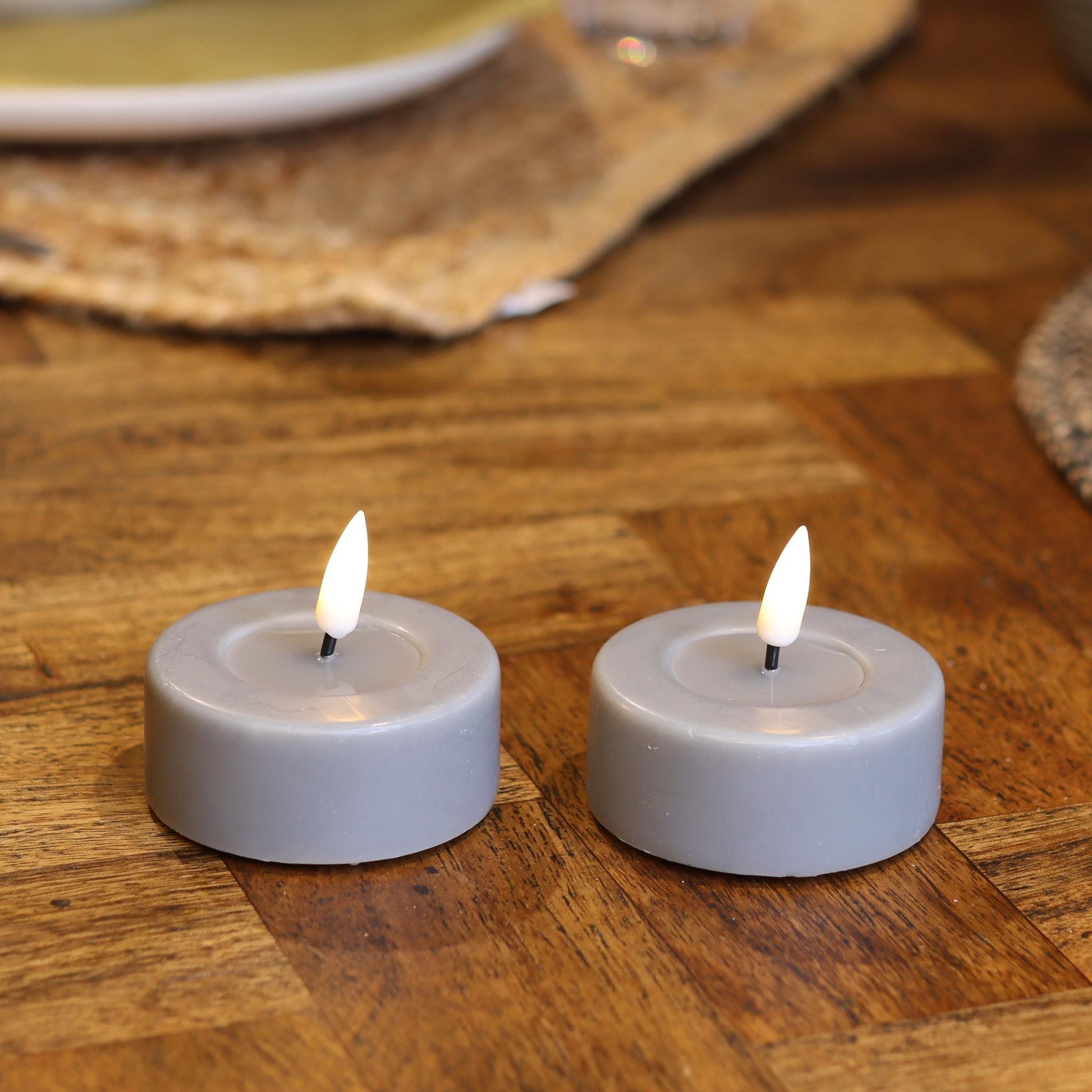LED Teelichter 2 Stück (große) - Echtwachs - Realistische 3D Flamme - LED Teelichter 2 Stück (große) - Echtwachs - Realistische 3D Flamme - undefined - nordicflame.de Nordicflame-de