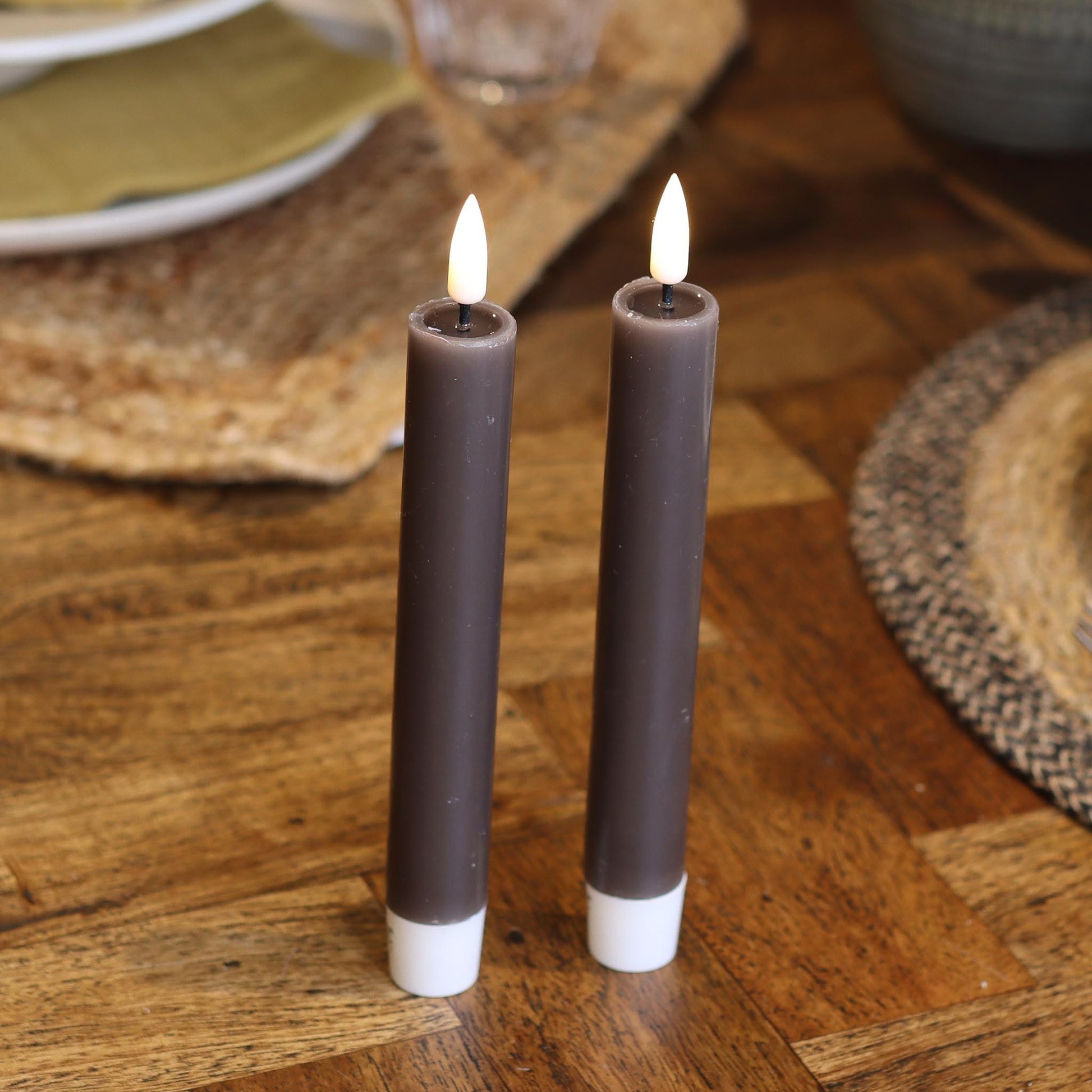 LED Stabkerzen 2 stück D2,2 x 15 cm - Tafelkerzen 3D Flamme – Jetzt entdecken | Schnelle Lieferung & sichere Zahlung