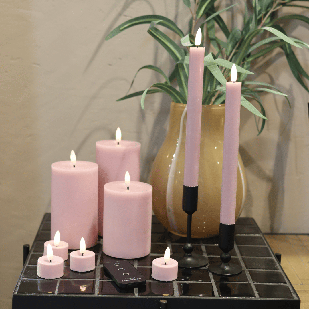 Großes LED-Kerzenset mit 9 Kerzen und Fernbedienung - Rosa